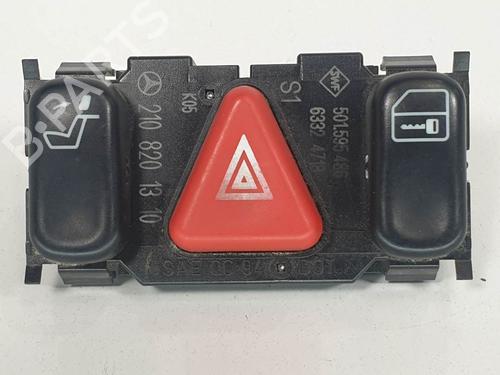 Used Warning switch Warning switch MERCEDES-BENZ E-CLASS (W210) E 290 Turbo-D (210.017) (129 hp) 6861070 6861070