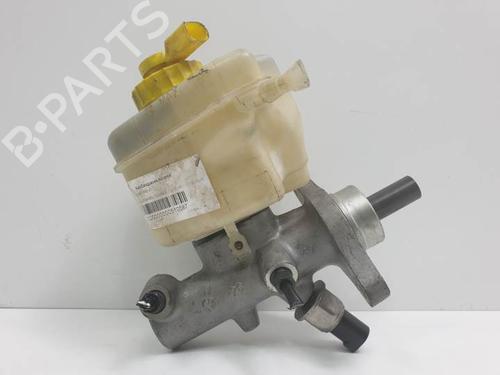 Used Brake master cylinder VW TOUAREG (7LA, 7L6, 7L7) 2.5 R5 TDI (174 hp) 8930382