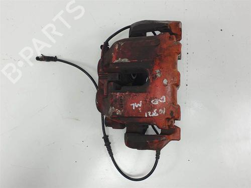 Used Right front brake caliper Right front brake caliper 11570798 11570798
