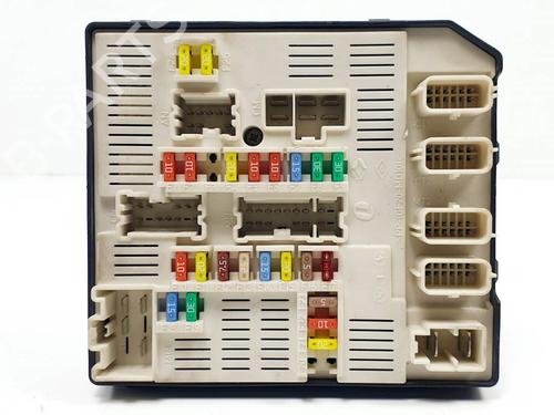 Used Fuse box Fuse box RENAULT MEGANE III Hatchback (BZ0/1_, B3_) 1.5 dCi (BZ09, BZ0D, BZ1W, BZ29, BZ14) (110 hp) 25116722 25116722