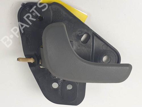 Used Front left interior door handle CHRYSLER VOYAGER IV (RG, RS) 2.8 CRD (150 hp) 20930436