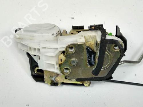 Used Front right lock MITSUBISHI PAJERO III (V7_W, V6_W) 3.2 Di-D (V68W) (160 hp) 8004791