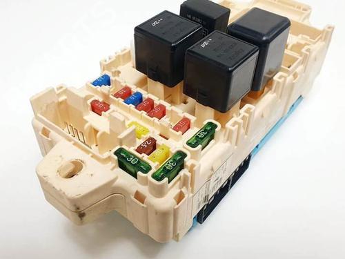 Used Fuse box Fuse box MITSUBISHI PAJERO PININ I (H6_W, H7_W) 1.8 (H76W, H66W) (114 hp) 18642270 18642270