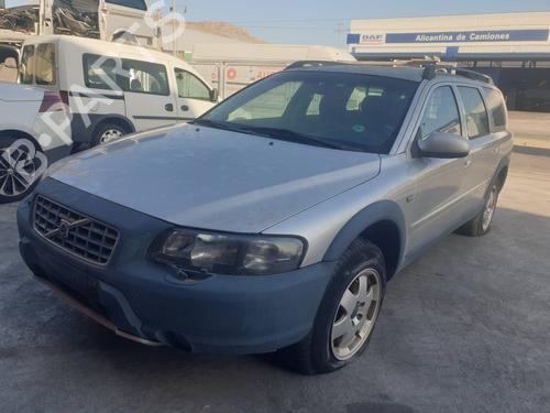 Pièces Détachées Usagées VOLVO V70 II (285)  2.4 T AWD  4645147