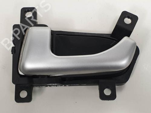 Used Rear left interior door handle Rear left interior door handle KIA SPORTAGE III (SL) 1.7 CRDi (116 hp) 6846956 6846956