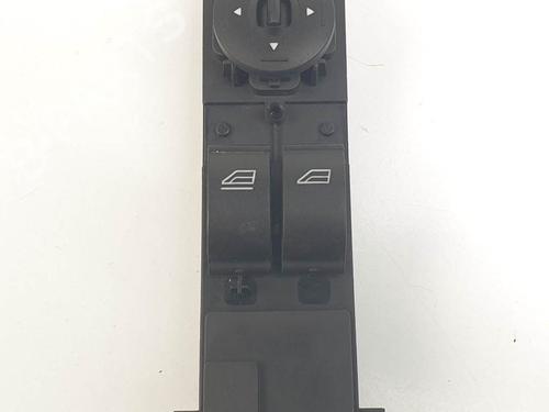 Used Left front window switch Left front window switch FORD FOCUS II (DA_, HCP, DP) 1.6 TDCi (90 hp) 24930955 24930955