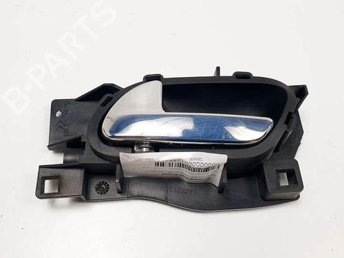 Used Front left interior door handle Front left interior door handle 18889473 18889473
