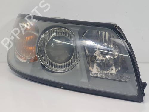 Used Right headlight Right headlight VOLVO V50 (545) 1.6 D (109 hp) 34510864 34510864