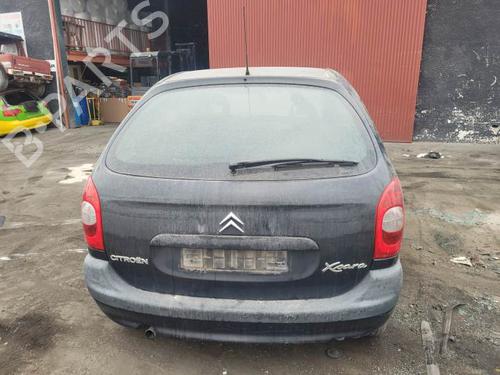 Right headlight CITROËN XSARA PICASSO (N68) 1.8 16V | BP28061075C29 