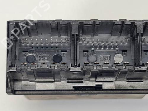 Comfort control module FORD FOCUS I (DAW, DBW)  | BP6861043M56 