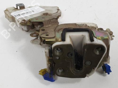 Used Front right lock NISSAN VANETTE CARGO Bus (HC 23) 2.3 D (75 hp) 6848187