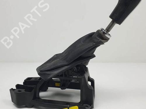 Used Gear lever Gear lever TOYOTA COROLLA (_E12_) 2.0 D-4D (CDE120R, CDE120L_) (110 hp) 18118167 18118167