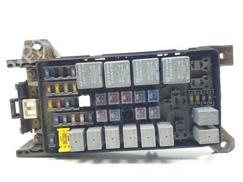 Used Fuse box Fuse box KIA SORENTO I (JC) 2.5 CRDi 4WD (140 hp) 27888642 27888642