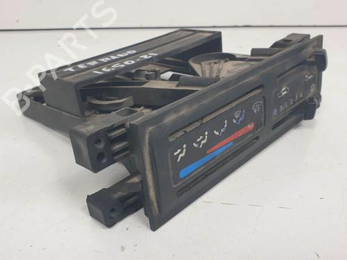 Used Climate control Climate control NISSAN TERRANO II (R20) 2.7 TDi 4WD (125 hp) 8956485 8956485