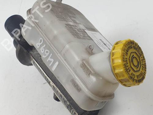 Used Brake master cylinder CHRYSLER VOYAGER IV (RG, RS) 2.8 CRD (150 hp) 26592475