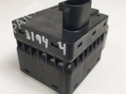 Used Electronic module Electronic module RENAULT SCÉNIC III (JZ0/1_) 2.0 dCi (JZ0Y, JZ26) (150 hp) 30633402 30633402