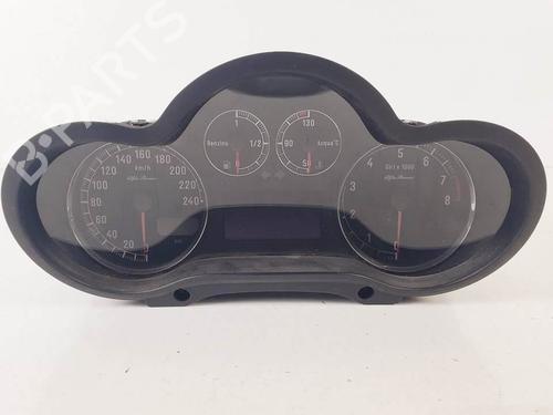 Used Instrument cluster Instrument cluster ALFA ROMEO 147 (937_) 1.6 16V T.SPARK ECO (937.AXA1A, 937.BXA1A) (105 hp) 17451139 17451139