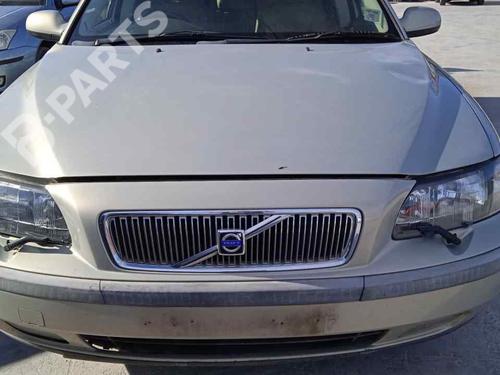 VOLVO V70 II (285)  2.4  905242