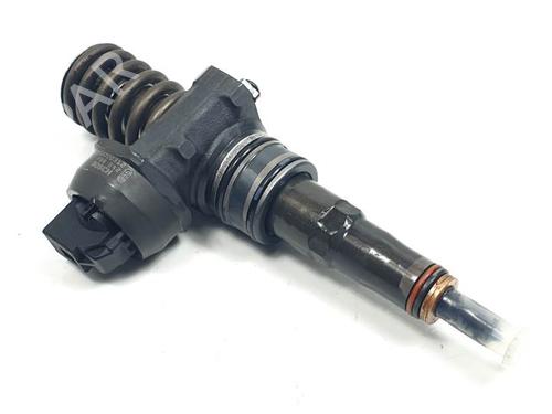 Used Injector VW EOS (1F7, 1F8) 2.0 TDI (140 hp) 26171206