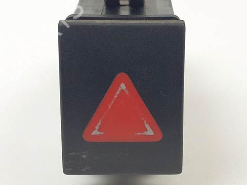 Bouton de warning VW POLO (9N_, 9A_) 1.9 TDI (101 hp) 28060748