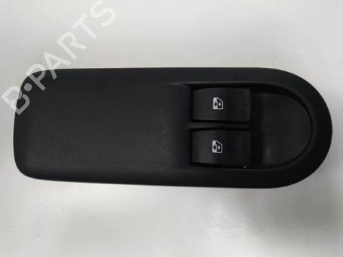 Used Left front window switch Left front window switch DACIA DUSTER (HS_) 1.5 dCi 4x4 (109 hp) 8303426 8303426