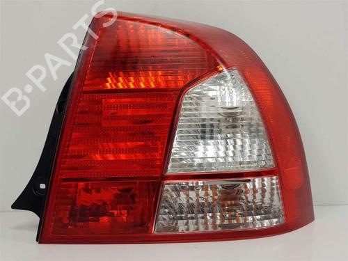 Used Right taillight KIA SHUMA II Saloon (FB) 1.6 (101 hp) 10711696