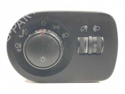 Headlight switch SEAT LEON (1P1) 1.9 TDI | BP12832580I24 