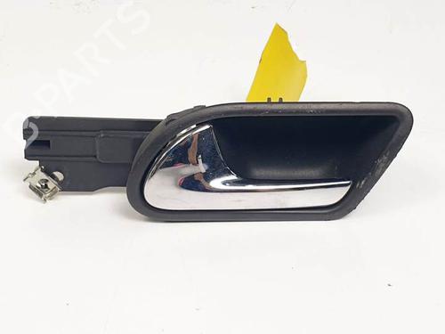 Venstre foran invendig håndtak VW GOLF V (1K1) 2.0 TDI (140 hp) 14923633