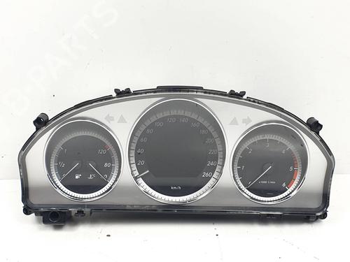 instrument-cluster-mercedes-benz-c-class-w204-2007-2008-2009-2010-2011-2012-2013-2014-2015-30166796 main image
