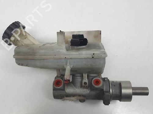 Used Brake master cylinder Brake master cylinder FORD TRANSIT Van (FA_ _) 2.0 DI (FAE_, FAF_, FAG_) (100 hp) 17727208 17727208