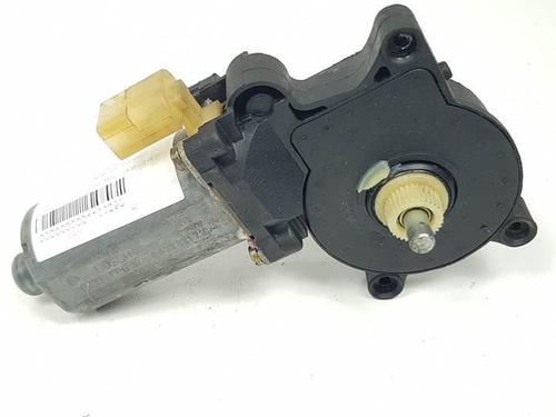 Used Left front window motor BMW 3 Touring (E46) 330 d (204 hp) 17390123
