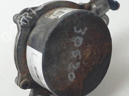 Used Vacuum pump BMW 3 Touring (E91) 320 d (163 hp) 29245996