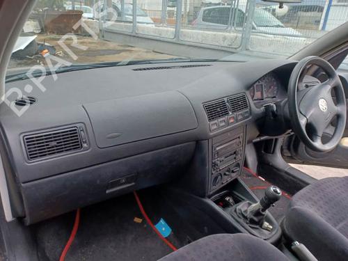 Right front window switch VW GOLF IV (1J1) 1.6 16V | BP7516966I26 