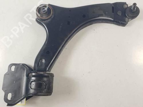 Used Right front suspension arm Right front suspension arm VOLVO S80 II (124) D5 AWD (185 hp) 19030558 19030558