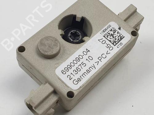 Used Electronic module BMW X3 (E83) 2.0 d (150 hp) 28066218