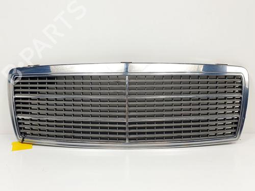 Grill MERCEDES-BENZ C-CLASS (W202) C 180 (202.018) (122 hp) 18094375