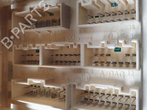 Fuse box HYUNDAI SANTA FÉ II (CM) 2.2 CRDi 4x4 | BP26650217E1 