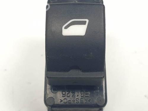 Used Right rear window switch Right rear window switch CITROËN C3 III (SX) 1.2 VTi 82 (82 hp) 15084222 15084222