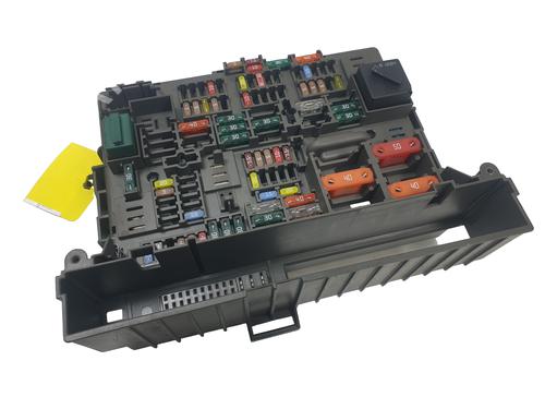 Used Fuse box Fuse box BMW 3 (E90) 320 i (150 hp) 36487974 36487974