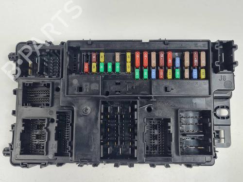 Used Fuse box Fuse box FORD MONDEO V Saloon (CD) 2.0 Hybrid (188 hp) 40175896 40175896