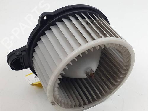 Used Heater blower motor Heater blower motor HYUNDAI i30 Estate (GD) 1.6 CRDi (110 hp) 29581684 29581684