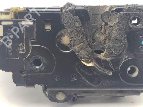 Used Front left lock VW POLO (9N_, 9A_) 1.4 TDI (70 hp) 20131350
