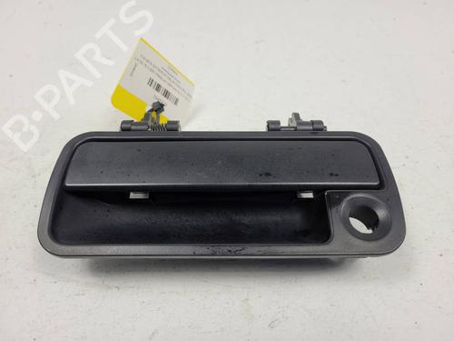 Used Front left exterior door handle Front left exterior door handle LAND ROVER FREELANDER I (L314) 2.0 Td4 4x4 (112 hp) 35749548 35749548