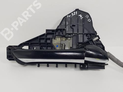Used Front right exterior door handle Front right exterior door handle MERCEDES-BENZ M-CLASS (W164) ML 320 CDI 4-matic (164.122) (224 hp) 10861876 10861876