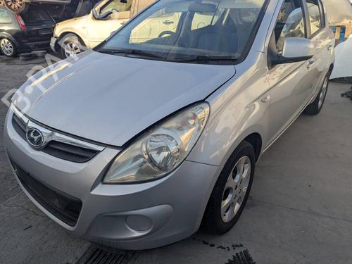 Brugte HYUNDAI i20 I (PB, PBT) 1.4 4824501