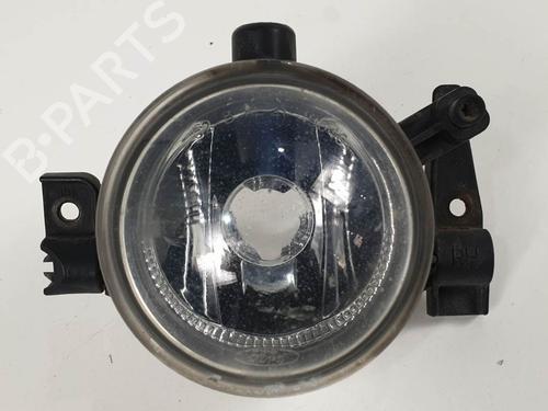 Used Right front fog light Right front fog light 6845724 6845724