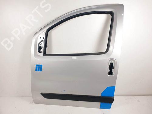 Used Left front door Left front door 15682330 15682330