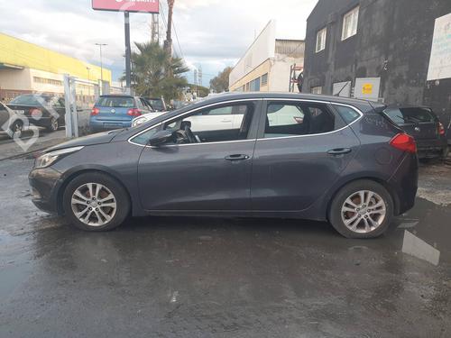 Front left seatbelt KIA CEE'D (JD) 1.4 CRDi 90 | BP31656777I26  - Image 10