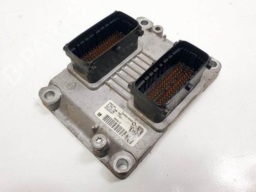 Used Engine control unit (ECU) Engine control unit (ECU) OPEL CORSA C (X01) 1.0 (F08, F68) (60 hp) 13401833 13401833