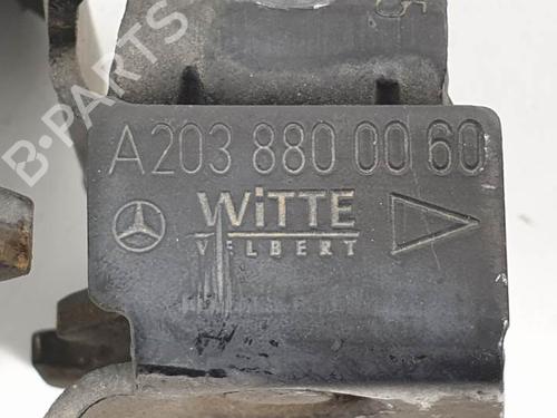 Hood lock MERCEDES-BENZ C-CLASS T-Model (S203) C 220 CDI (203.208) | BP10238940C133 